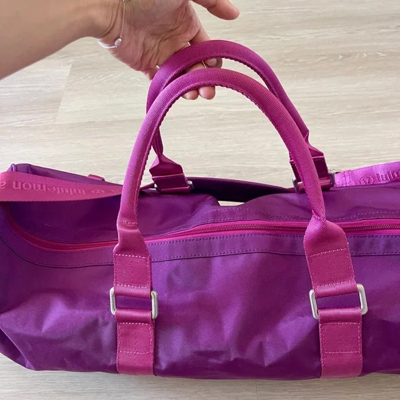 Lululemon Purple & Pink Yoga Mat Duffel Bag VTG with Shoulder Straps - Picture 3 of 11